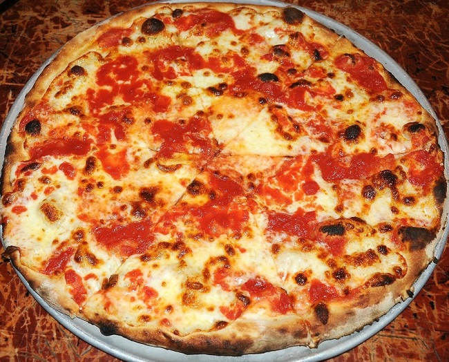 Où manger une pizza à New York ?