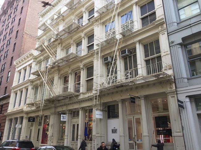 quartier cast iron building nyc